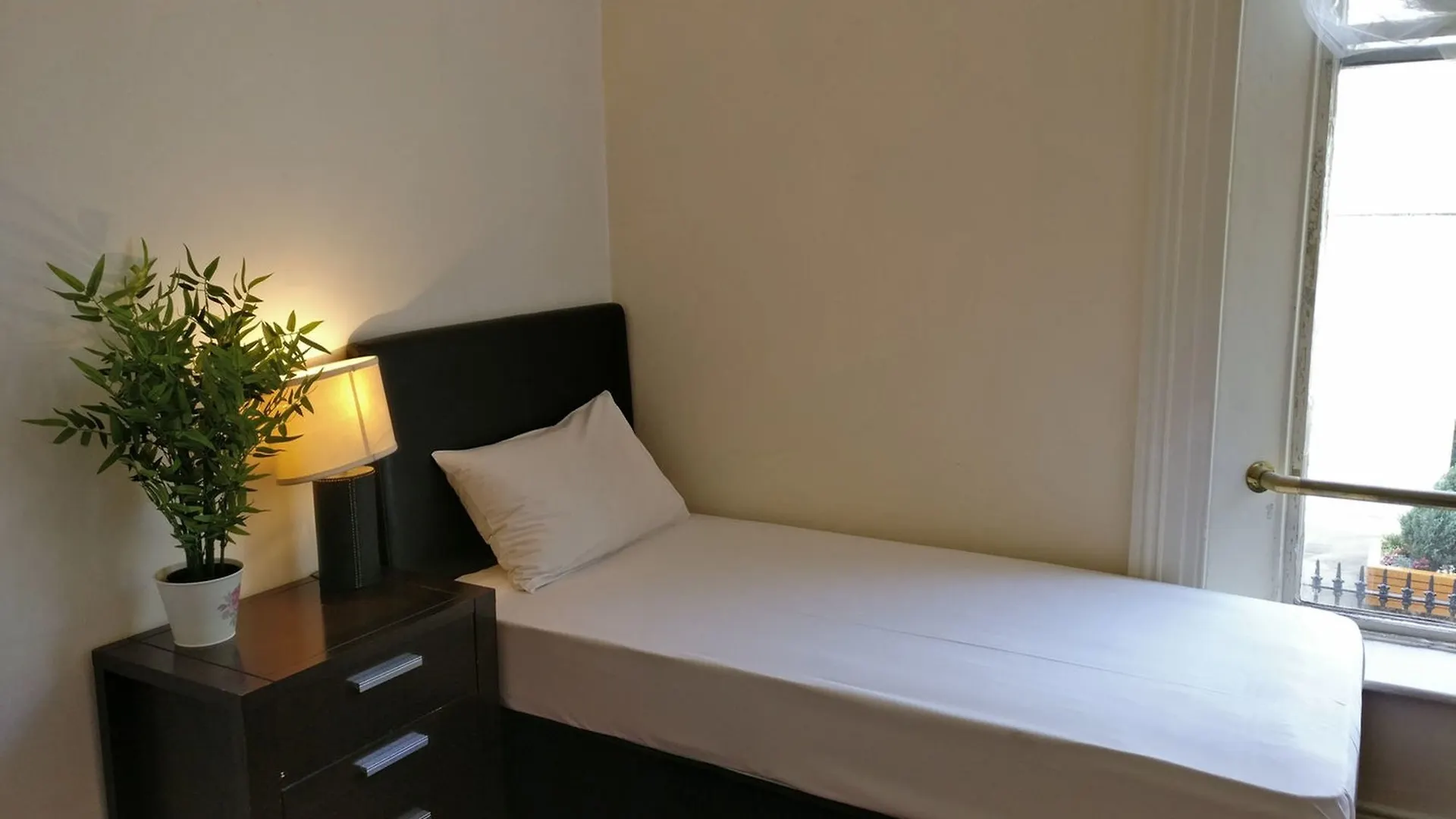 Metrostays - O'Connell Street 84-1 Dublin Irsko